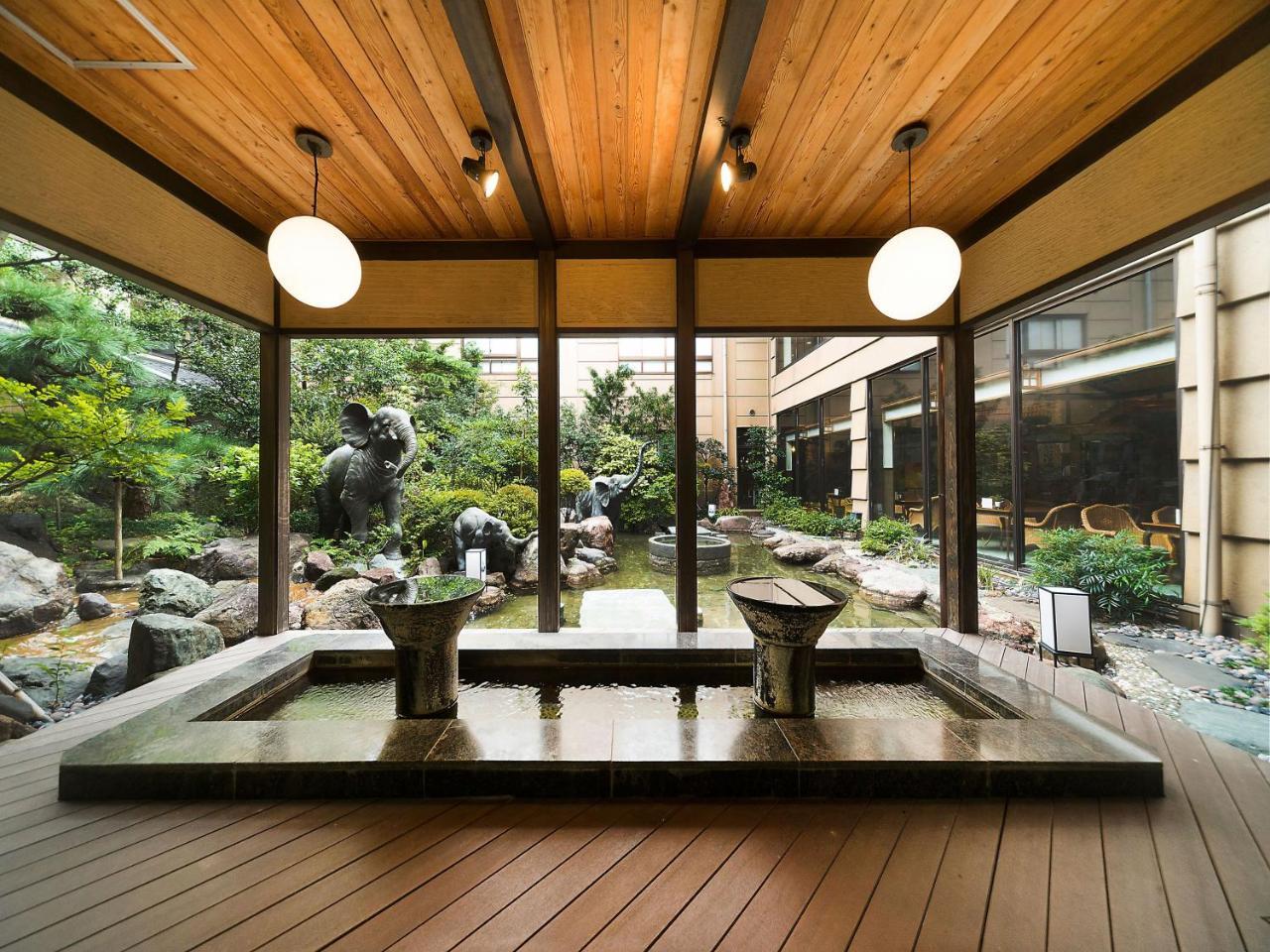 Awara Onsen Hot Spring Koubou Gurabaatei Hotell Exteriör bild