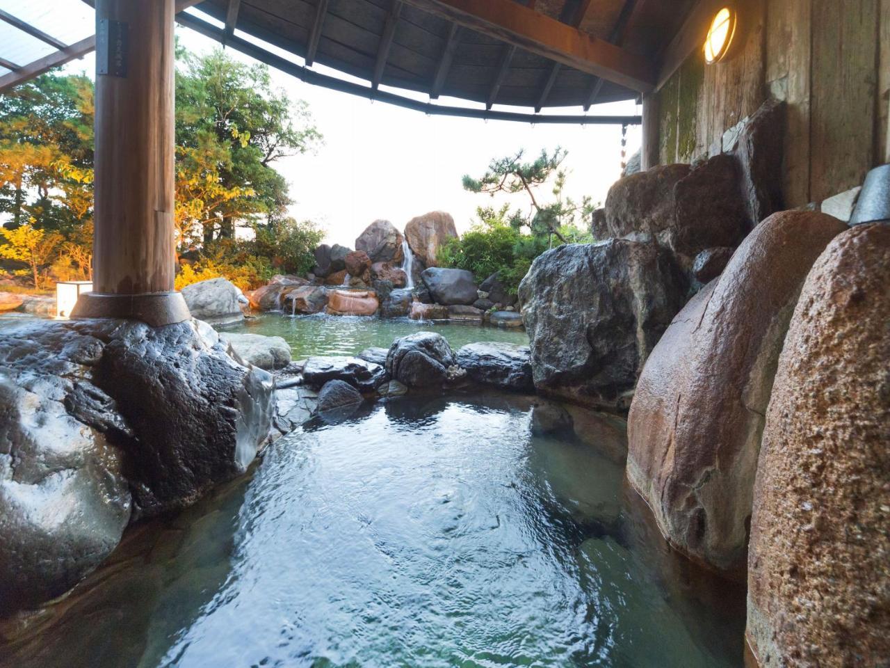 Awara Onsen Hot Spring Koubou Gurabaatei Hotell Exteriör bild