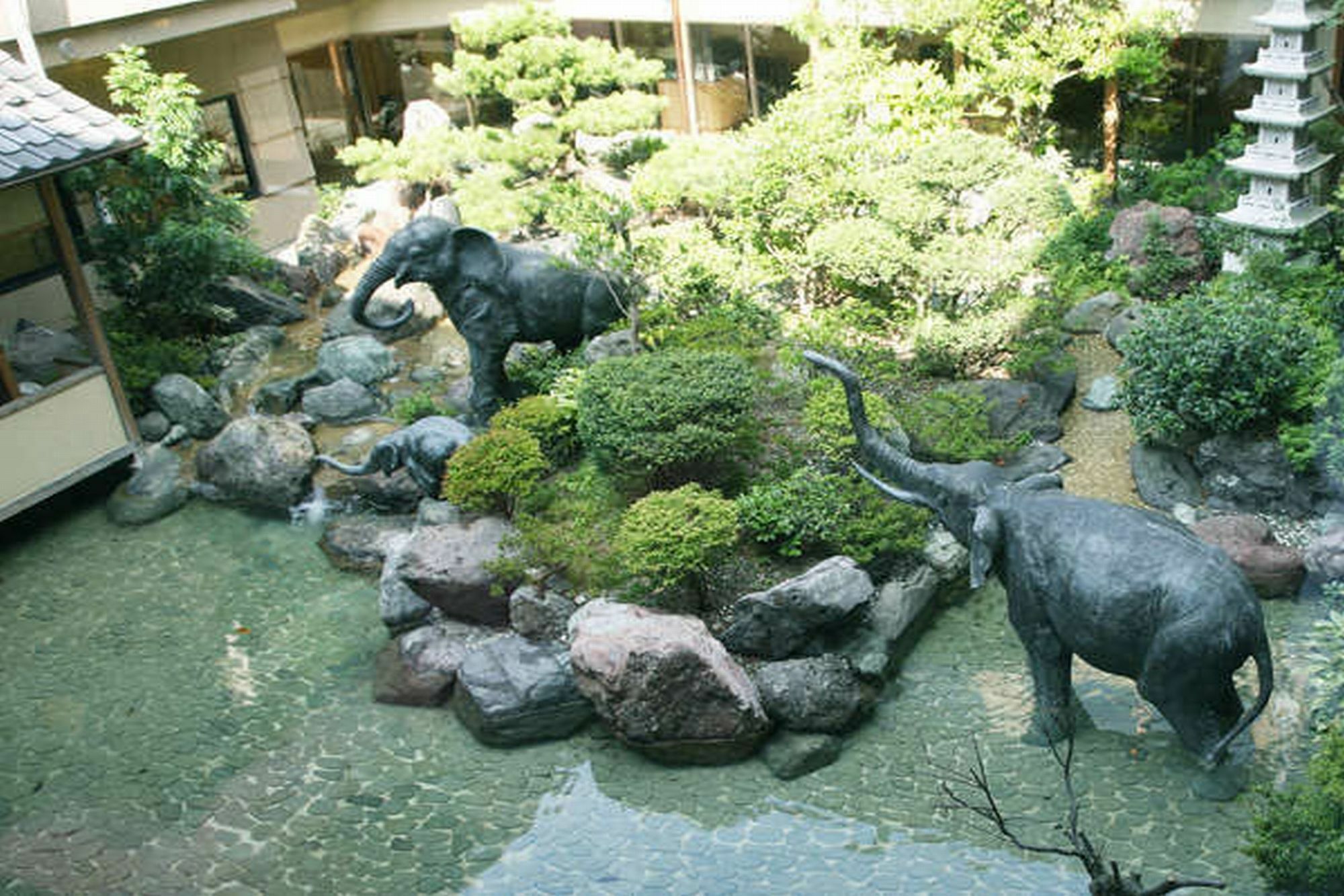 Awara Onsen Hot Spring Koubou Gurabaatei Hotell Exteriör bild