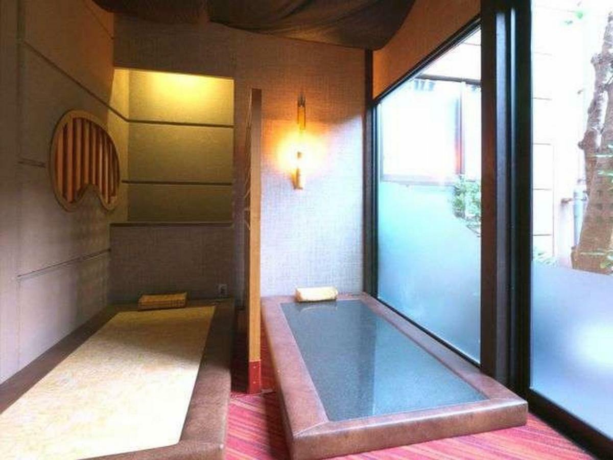 Awara Onsen Hot Spring Koubou Gurabaatei Hotell Exteriör bild